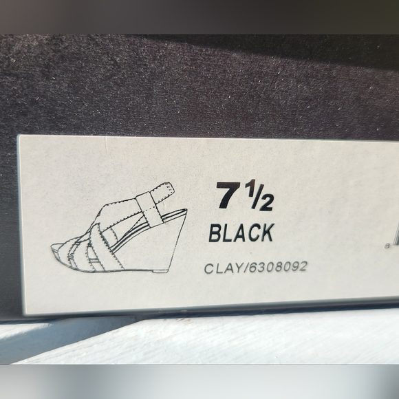 MRKT. black wedge sandals in size 7.5 - Picture 6 of 13